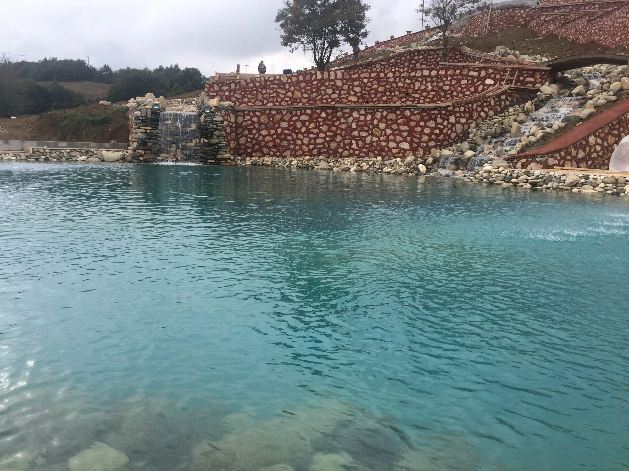 İstinat terasları ve kademeli su bahçesi · Uygulama · Su testi